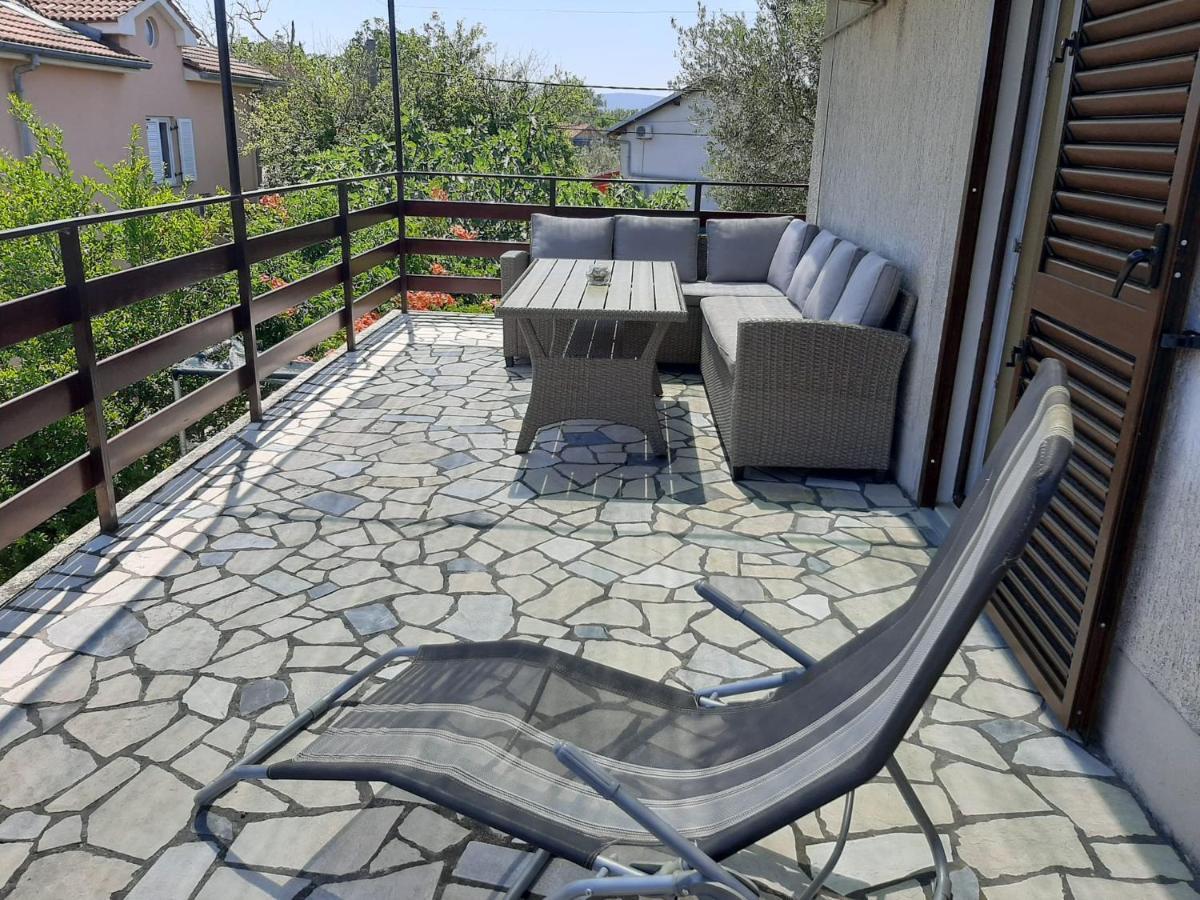 Apartman Doris Milohnici Exterior photo